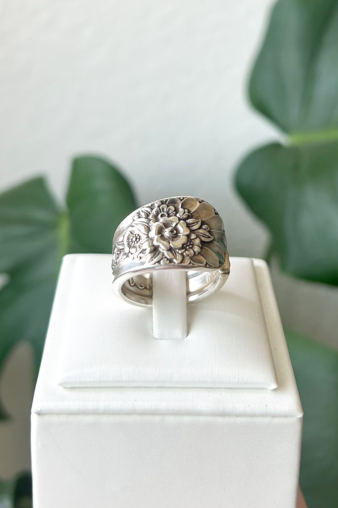 Bloomin Silverplate Spoon Ring (Size 8.5)